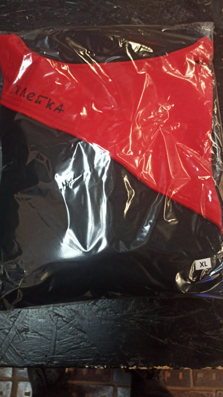Худи "Склейка" XL красная в магазине RentaPhoto.Store
