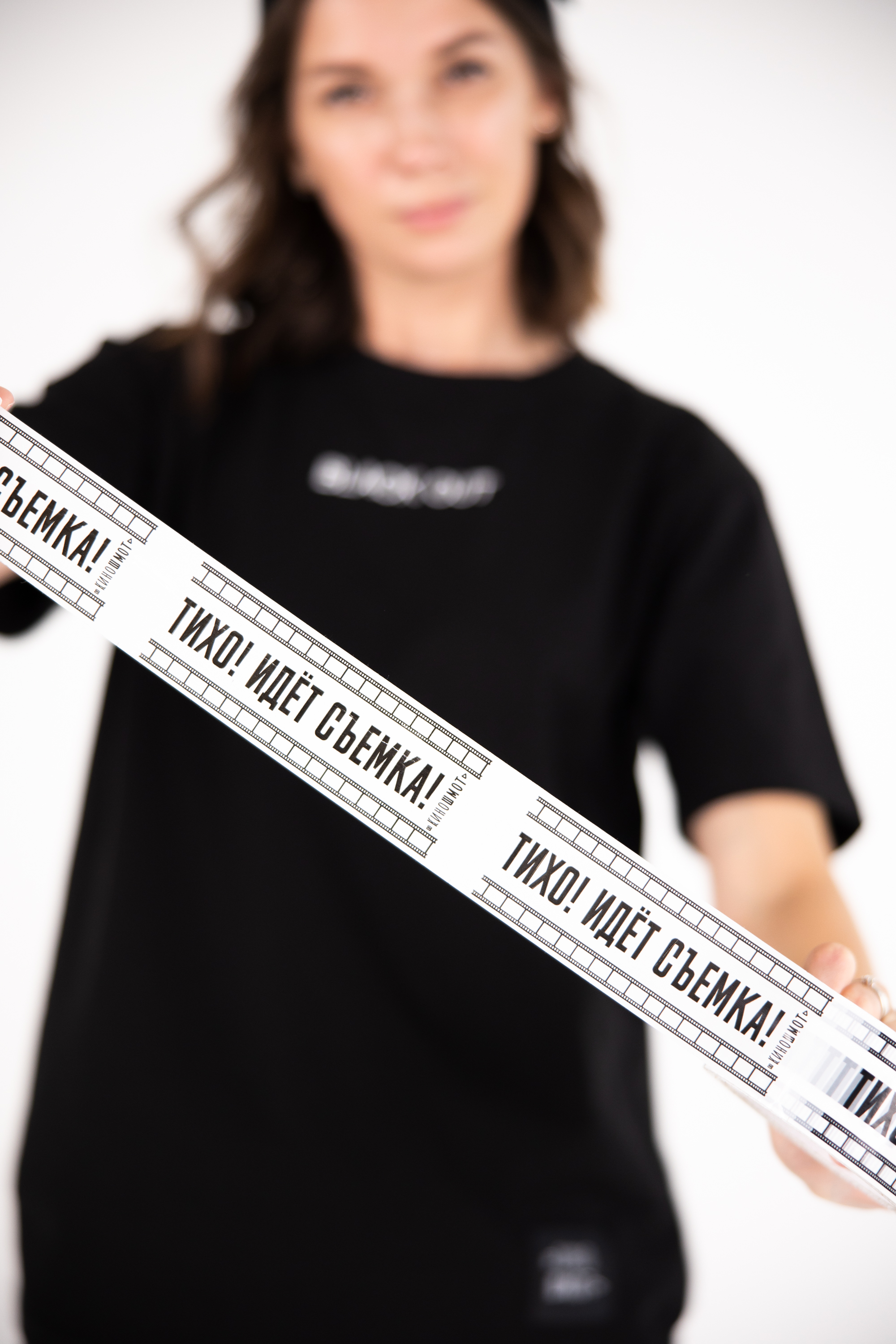 Скотч «ТИХО! ИДЁТ СЪЕМКА!» в магазине RentaPhoto.Store